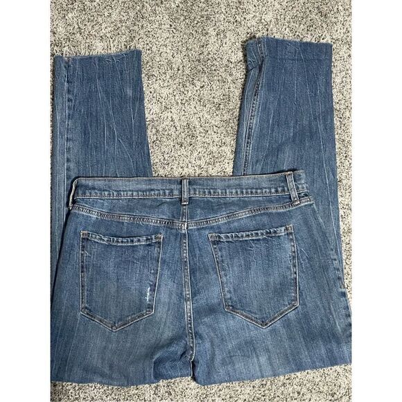 ❤️Old Navy Boyfriend Distressed Jeans - Picture 2 of 5